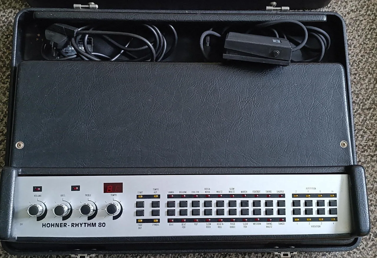 VZÁCNY VINTAGE BICÍ AUTOMAT HOHNER RHYTM 80 1977