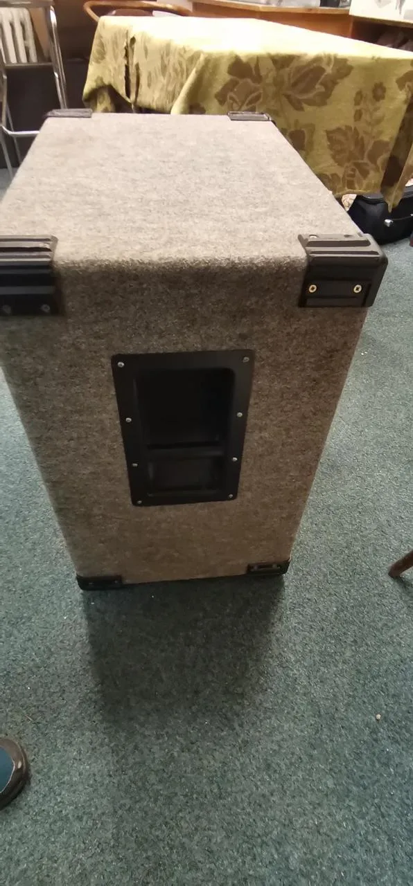 Box 4x10 kompletní prázdný.