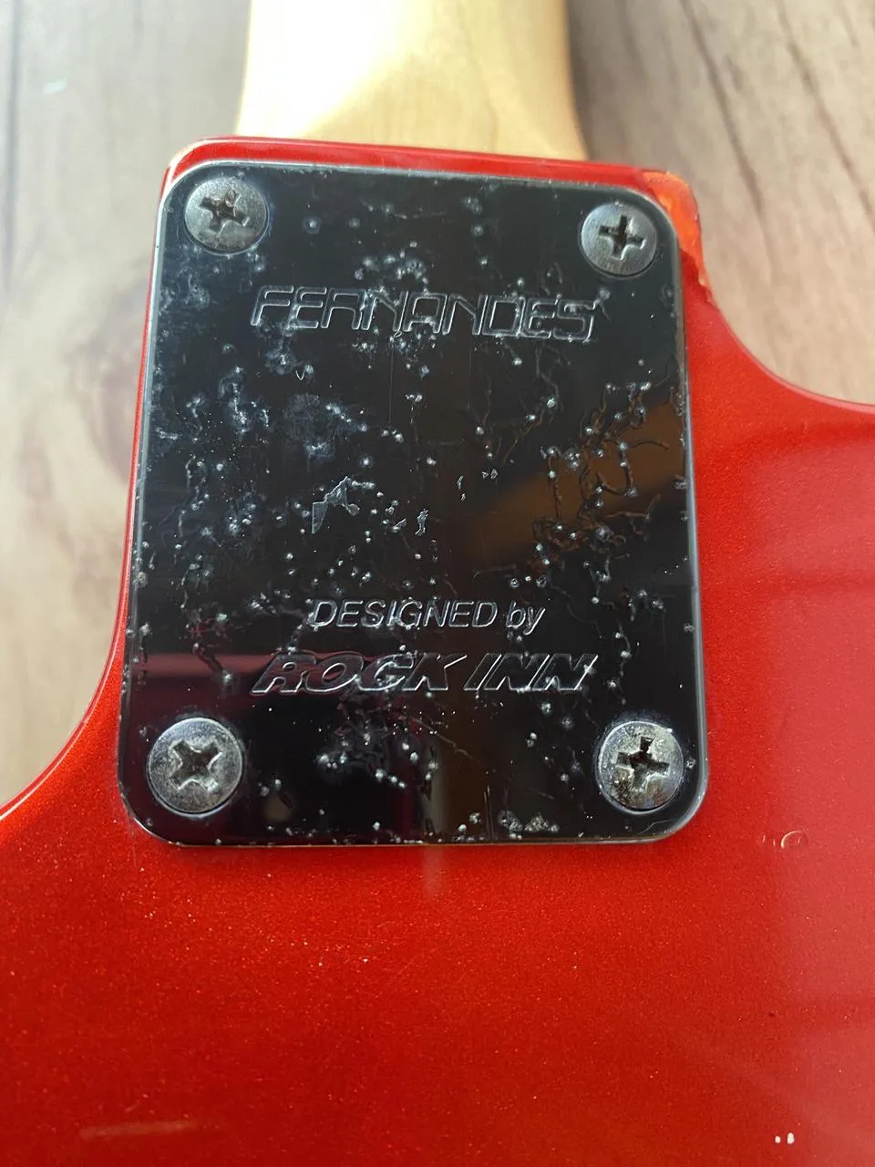 Fernandes Strat Rock Inn