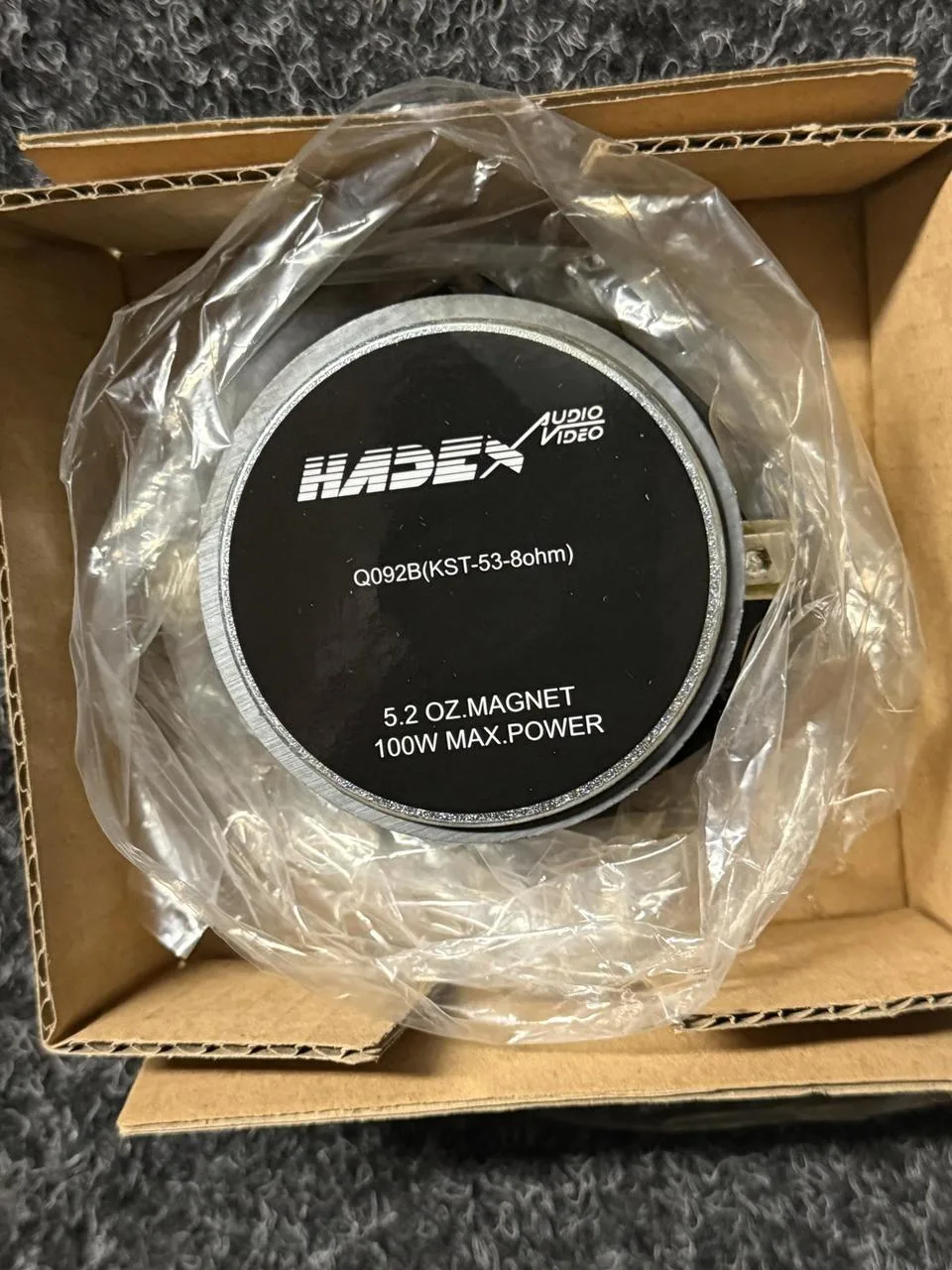výškový reproduktor Hadex Q092A a Q092B