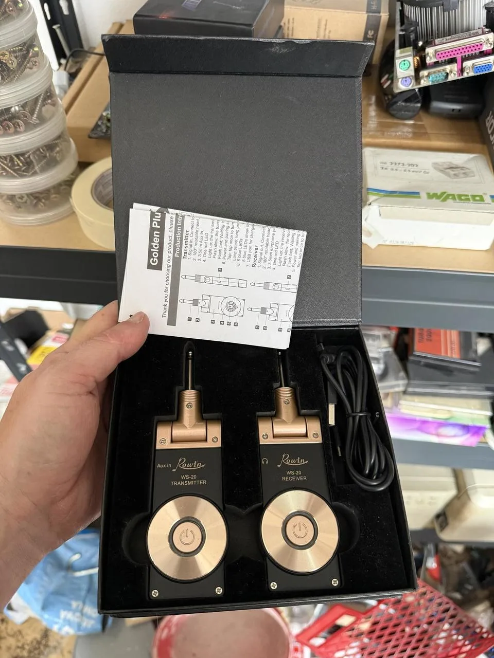 bezdrátový kytarový systém Rowin WS-20 Golden Plug