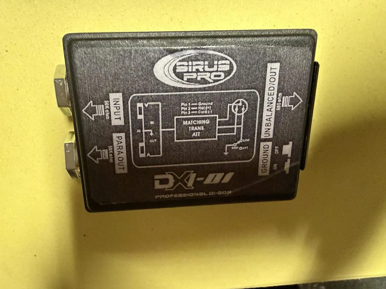 profesionální DI-box Sirus Pro DXI-01.