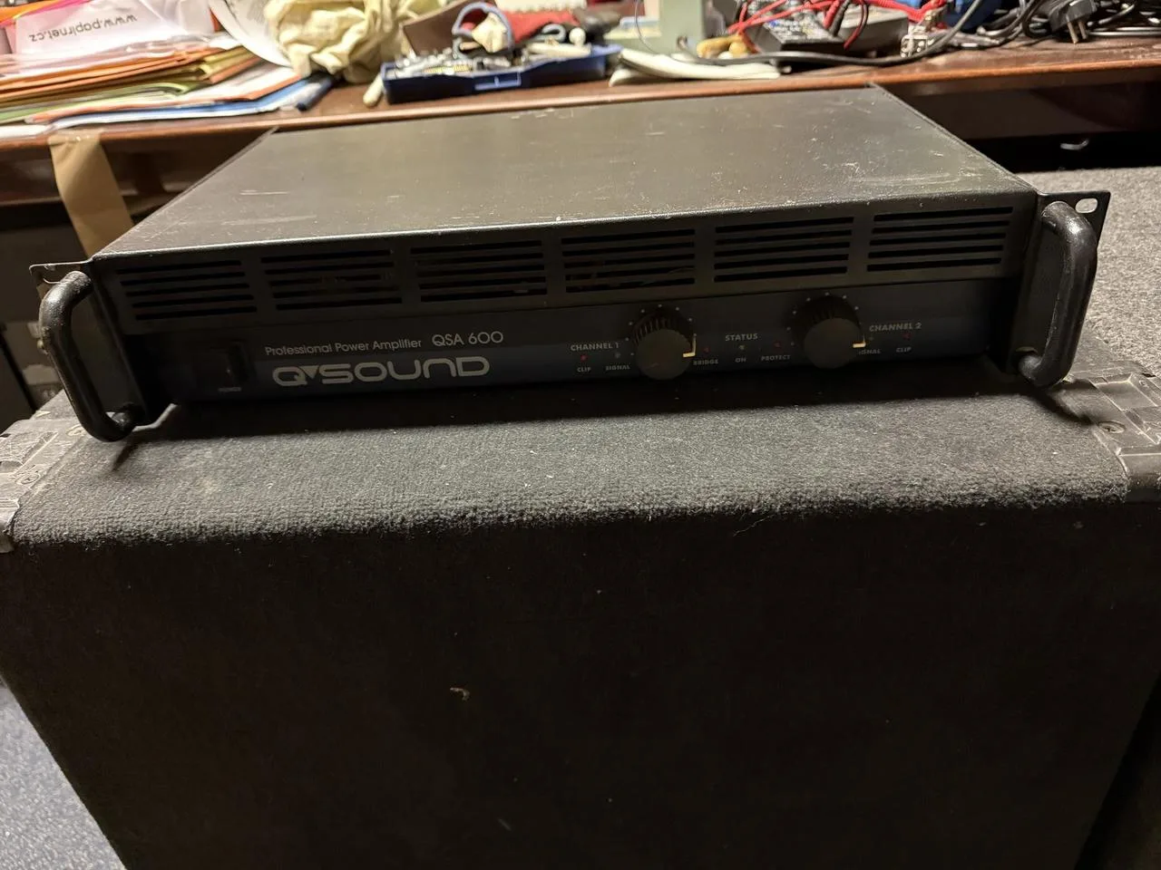 profesionální výkonový stereozesilovač Qsound QSA 600