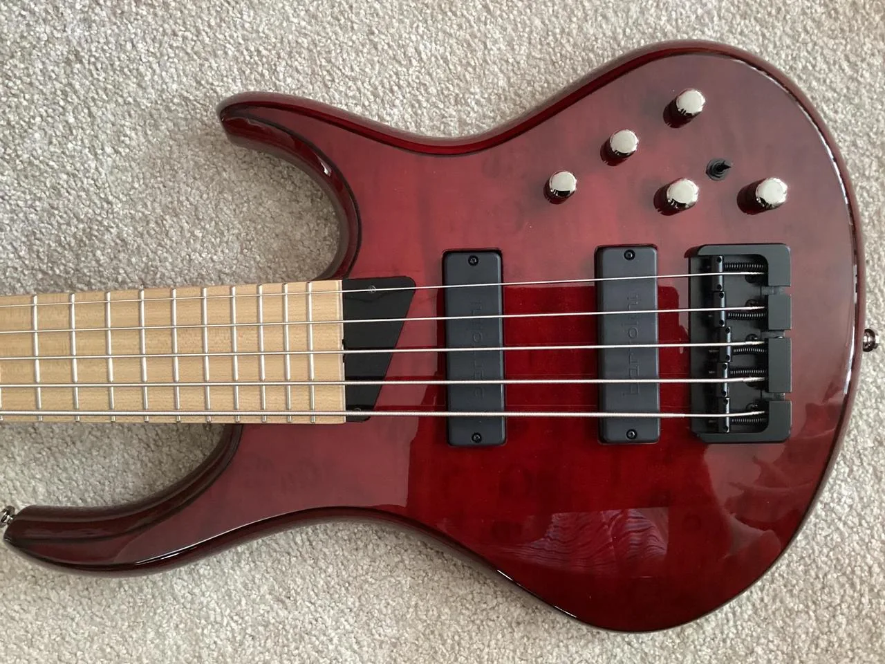 MTD Kingston Z5 35" USA Bartolini preamp i snímače