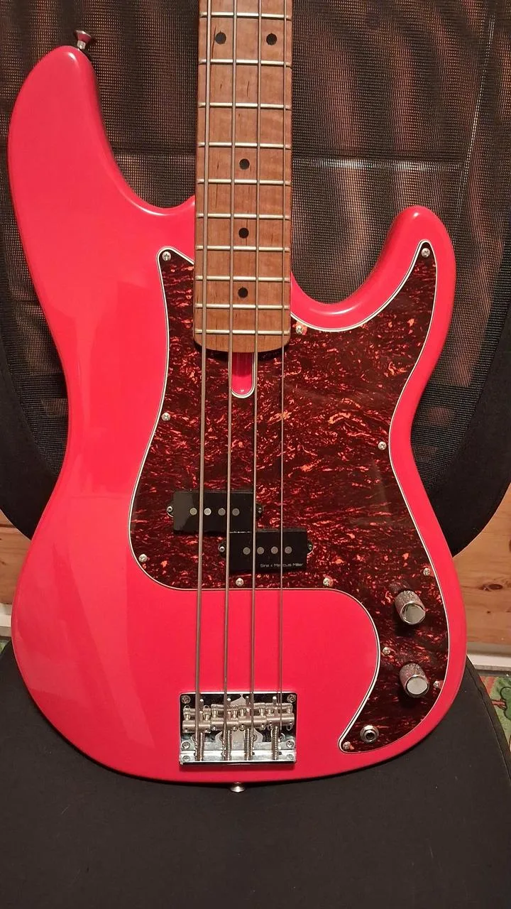 Sire Marcus Miller P5
