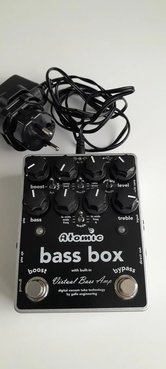 Atomic Bass Box