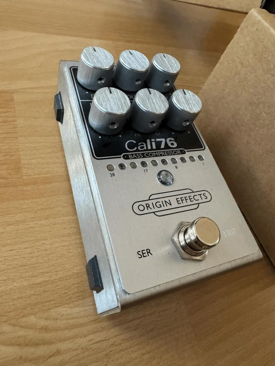 Cali76 Bass Compressor - Origin Effects