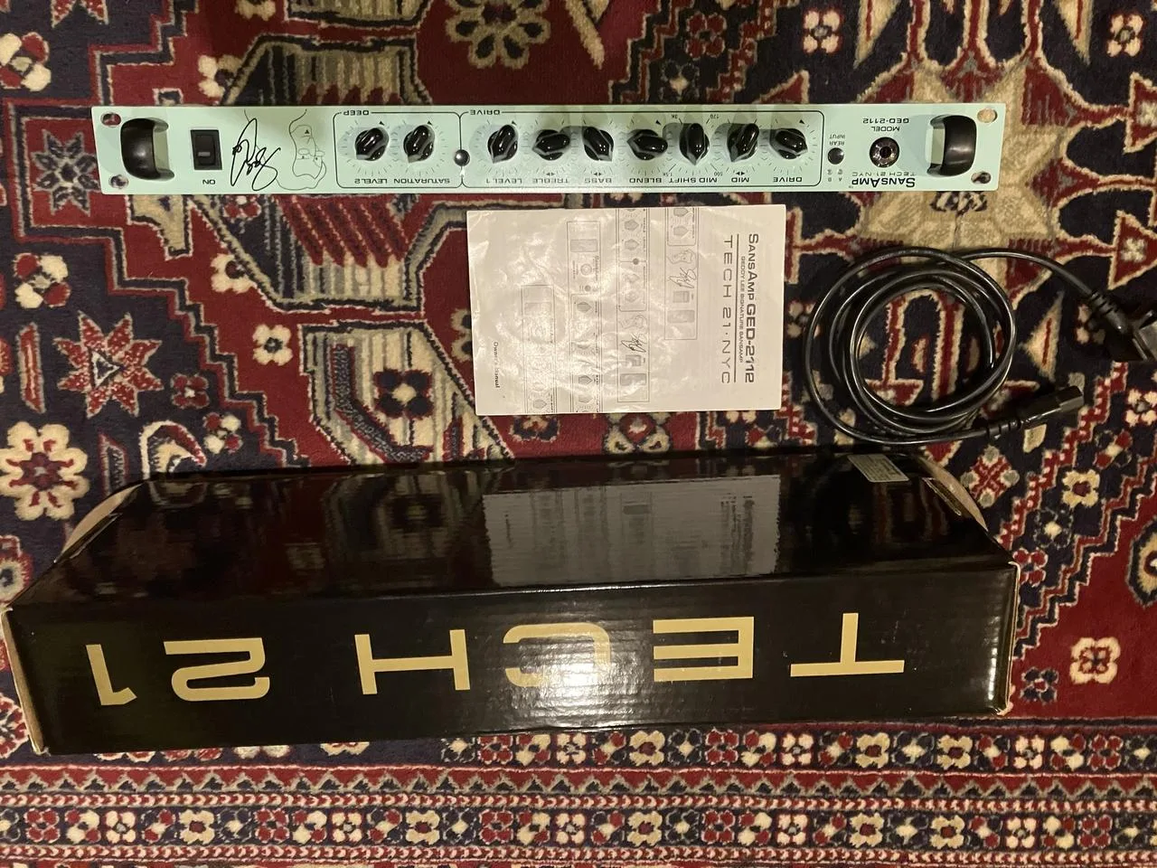 Geddy Lee Bass preamp tech21 rack.