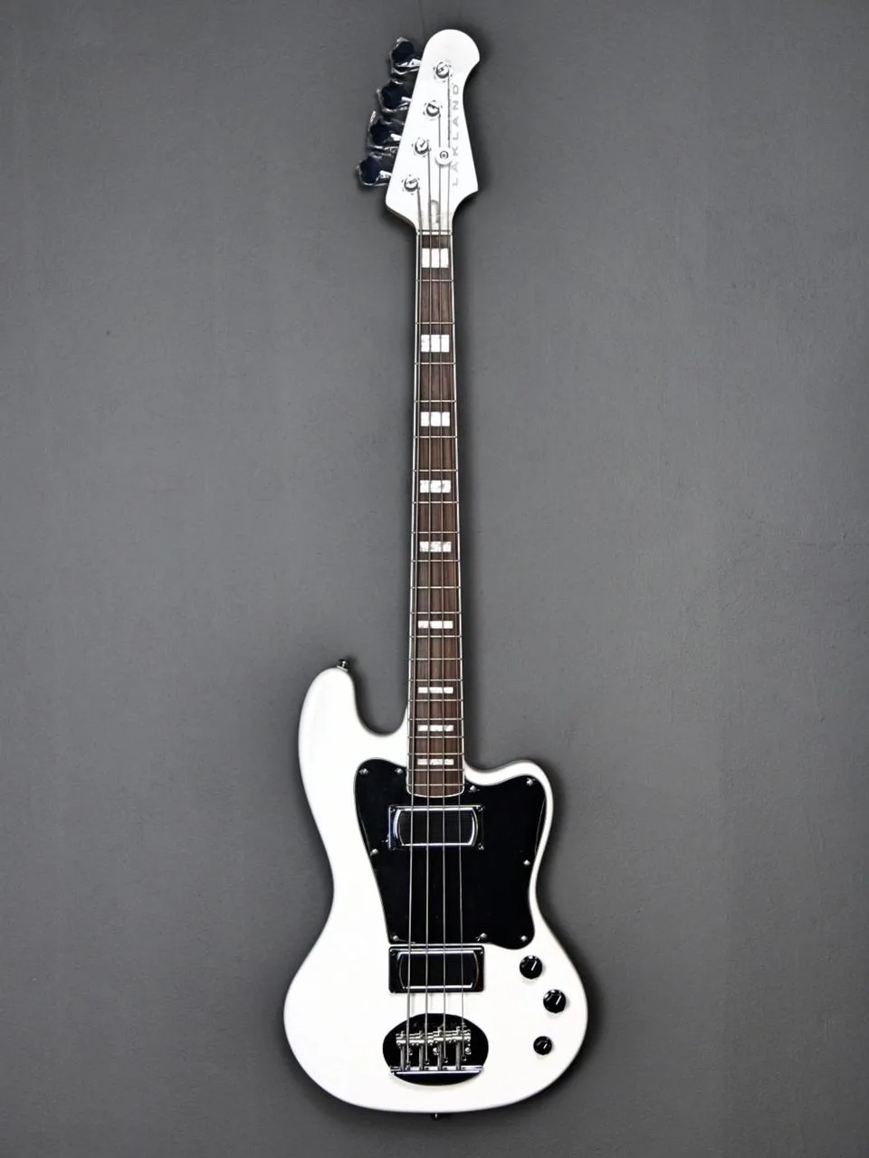Prodám Lakland Skyline Decade