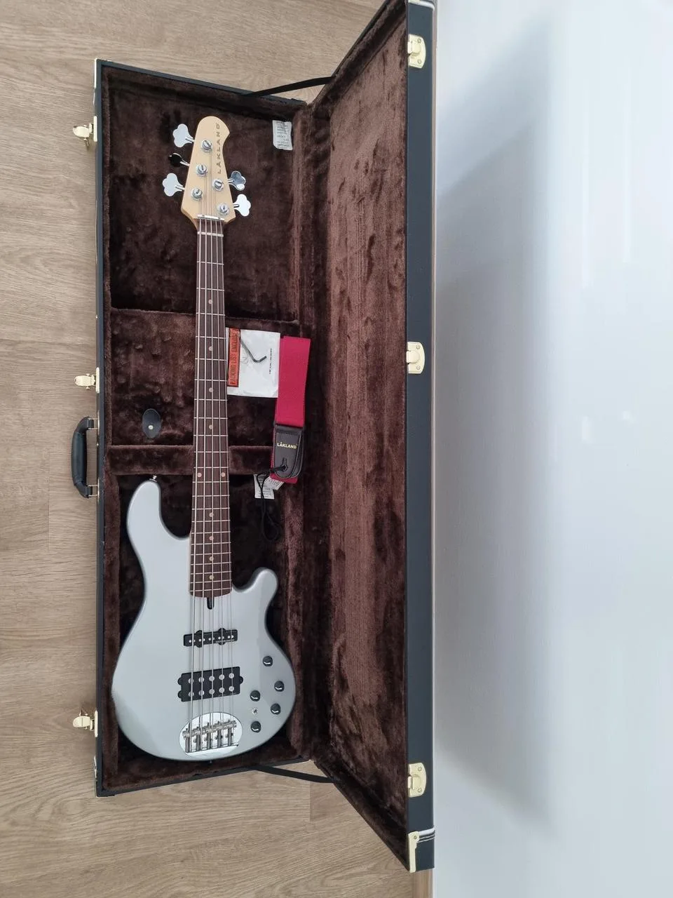 Pěstistrunná baskytara USA LAKLAND 55-14 CLASSIC - r.v. 2021