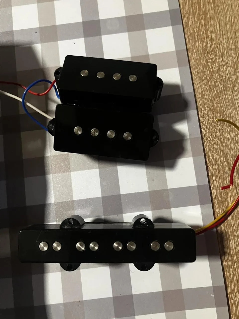 Snimače PJ ze Squier Vintage Modified Jaguar Special SS