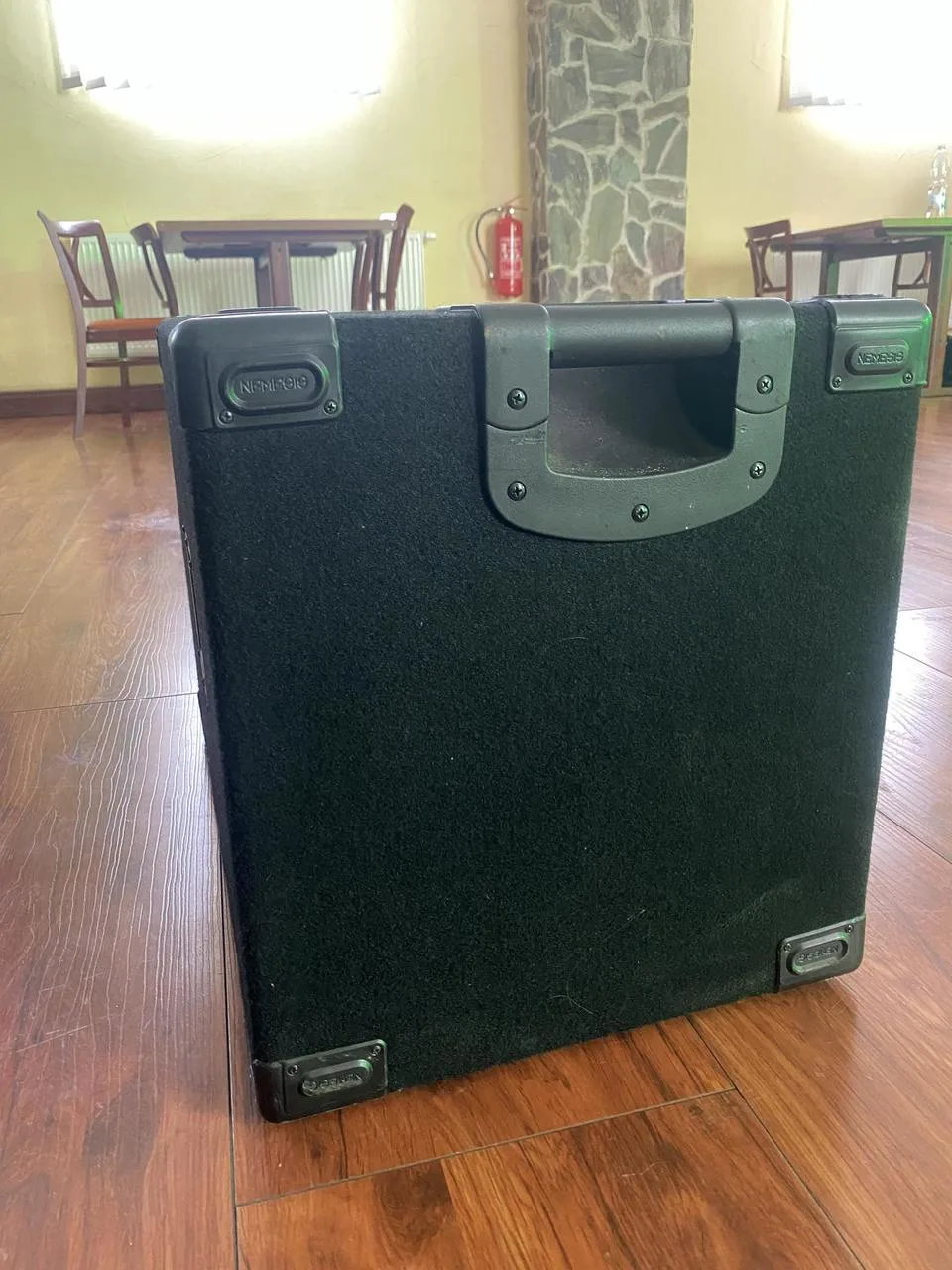 Basový reprobox Eden Nemesis N115RS