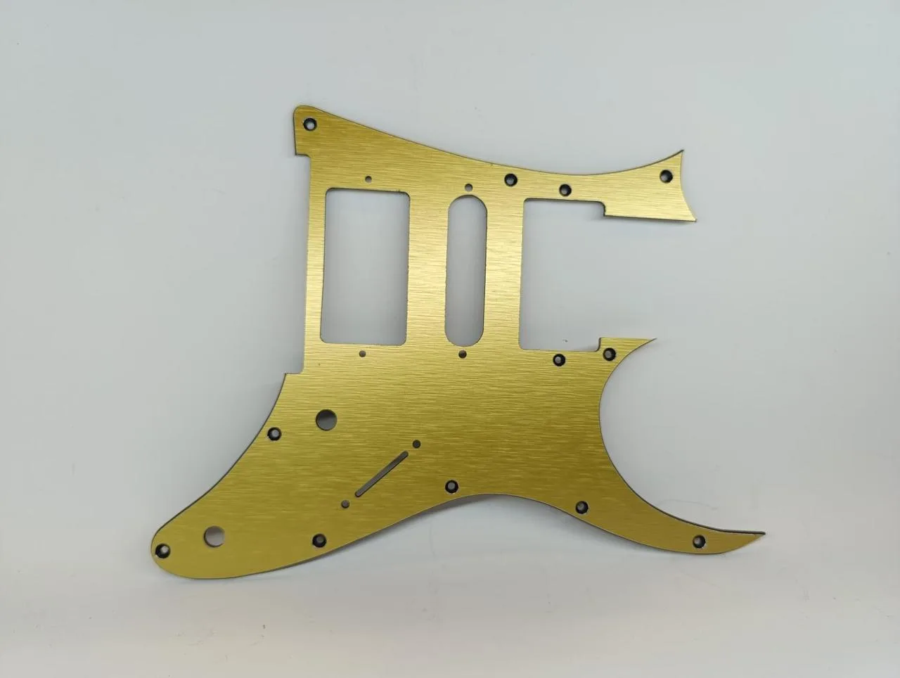 Pickguard IBANEZ RG brúseny hliník