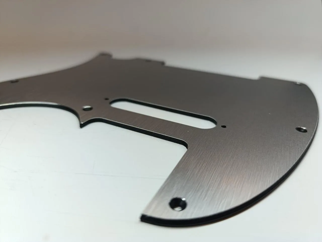 Pickguard Telecaster brúseny hliník