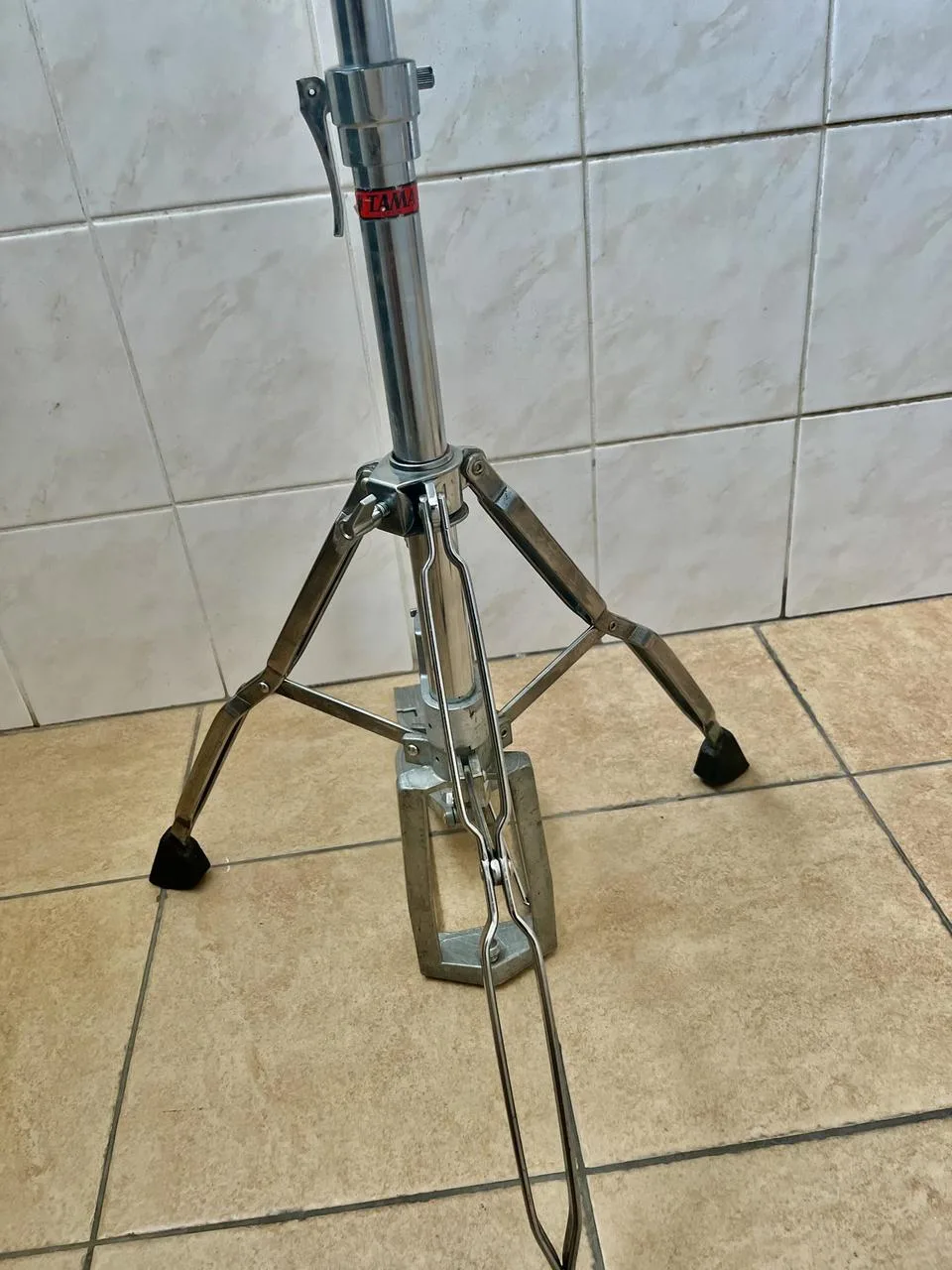 Tama hi hat.