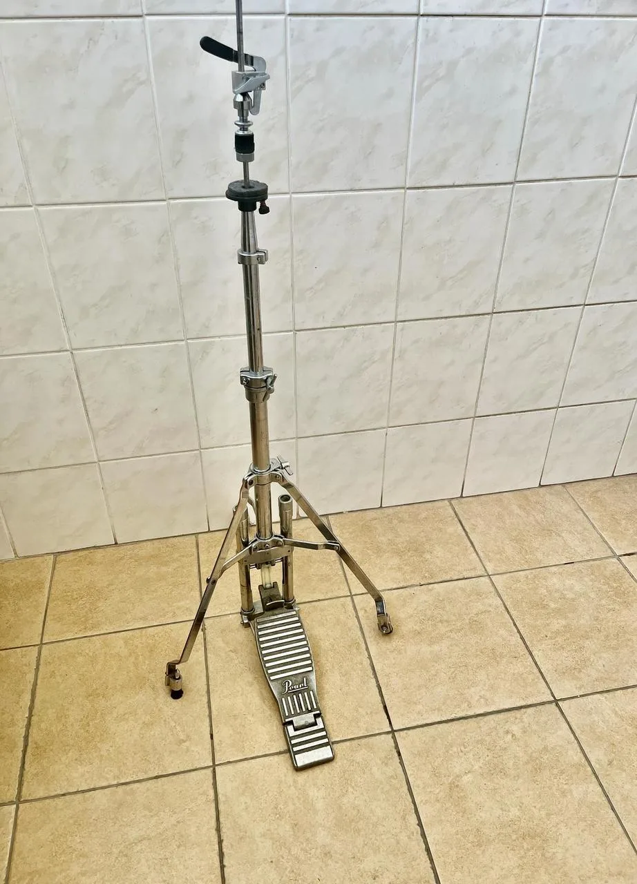 Pearl hi hat stojan.