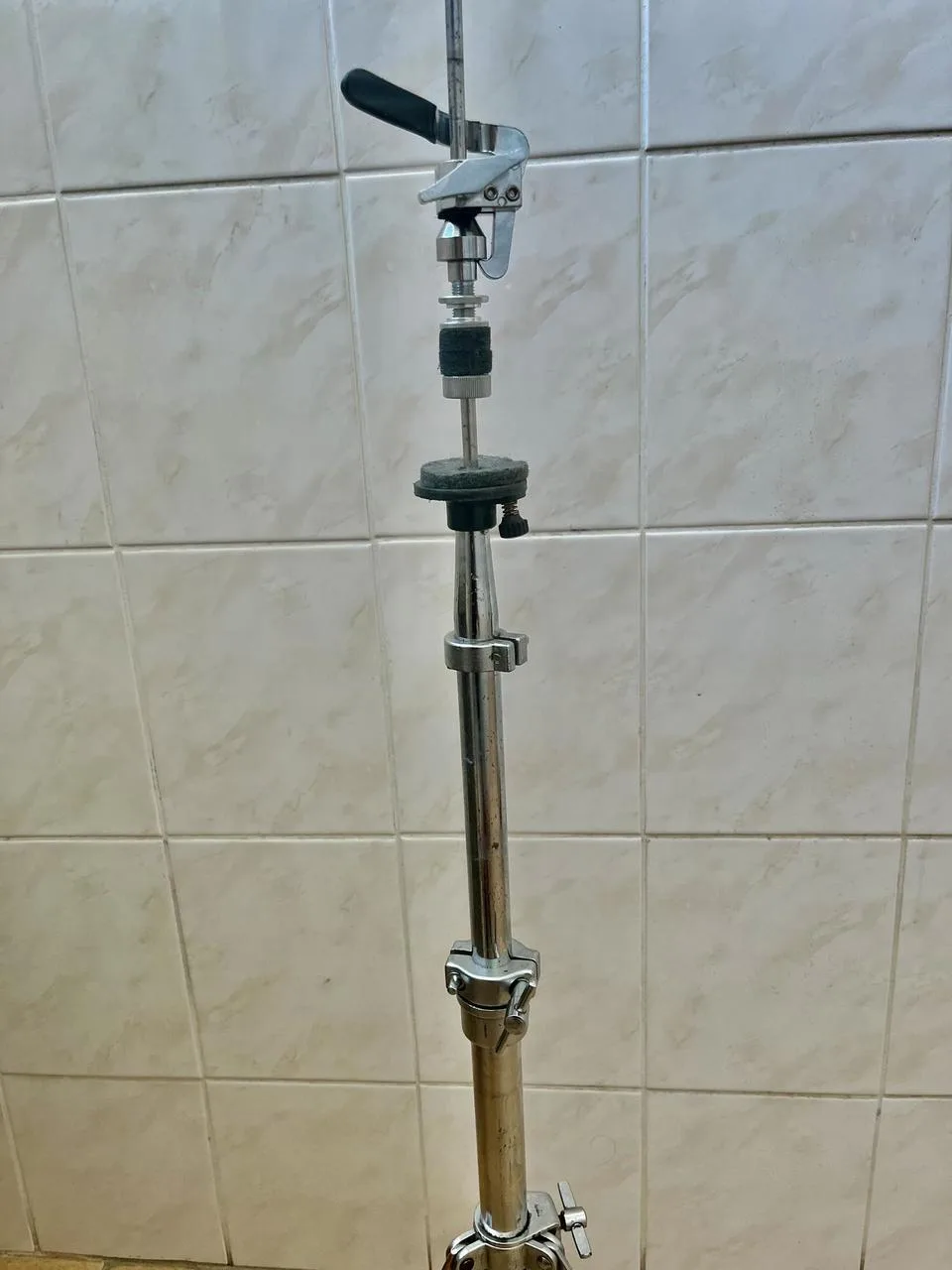 Pearl hi hat stojan.