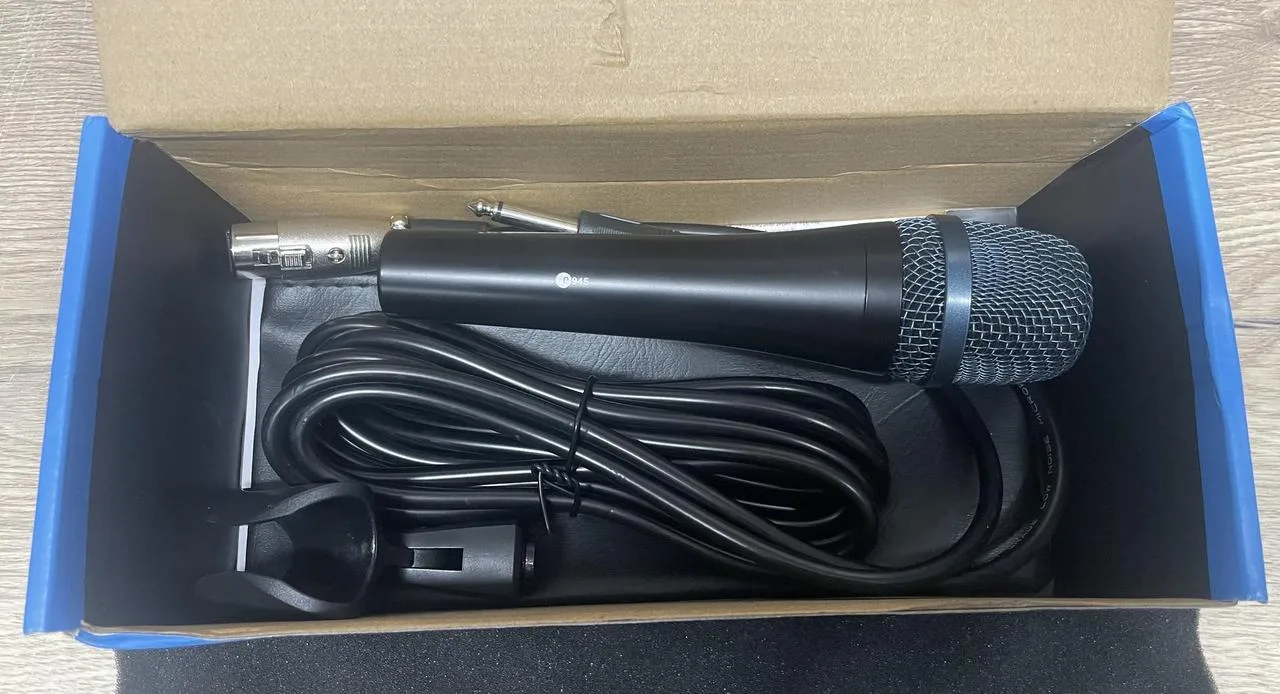 Mikrofon e945